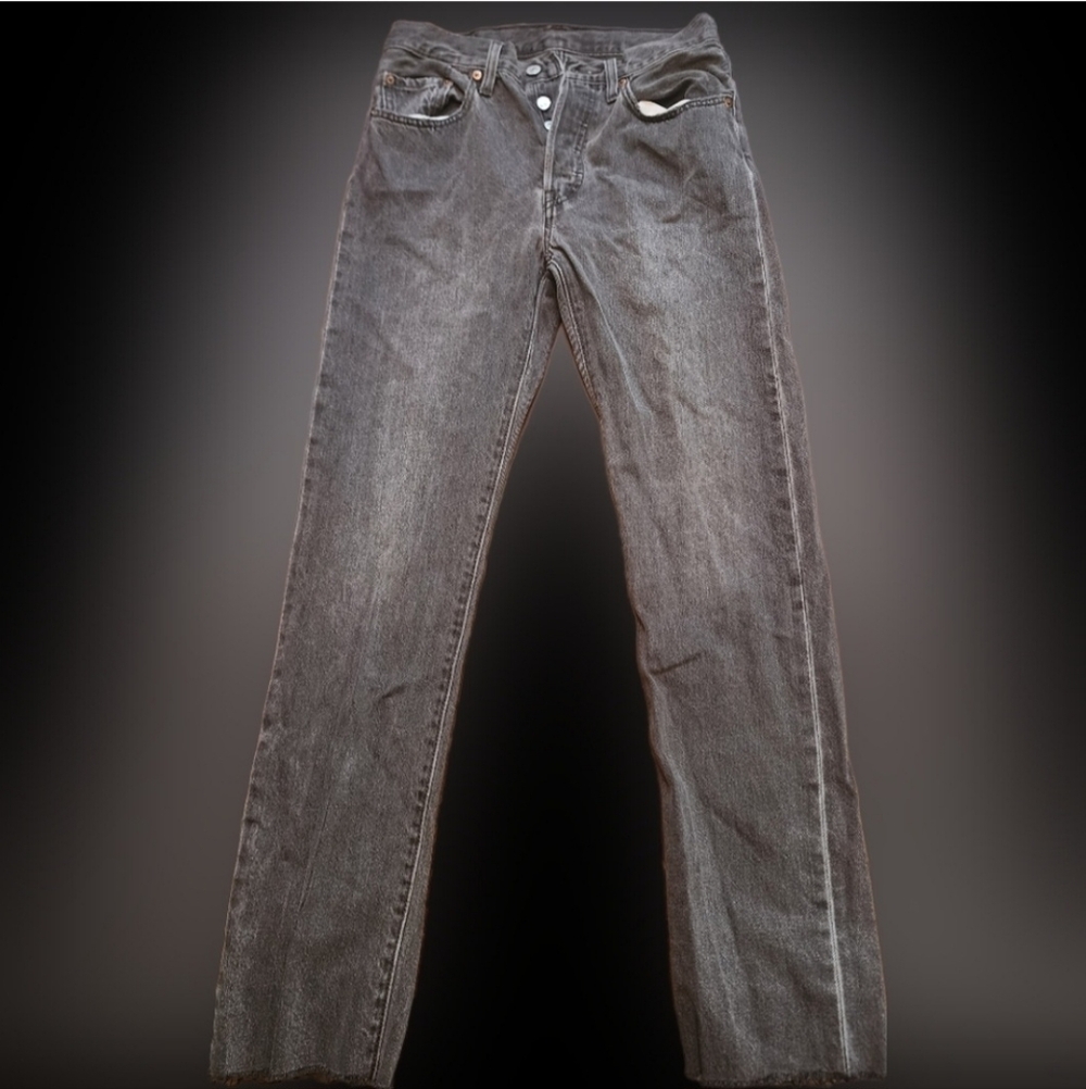 Bundle 3 Pairs Of Blue and Gray Womens Jeans Levis 501's Sz 26. 2 Sonoma Sz 5&6 - Picture 9 of 16